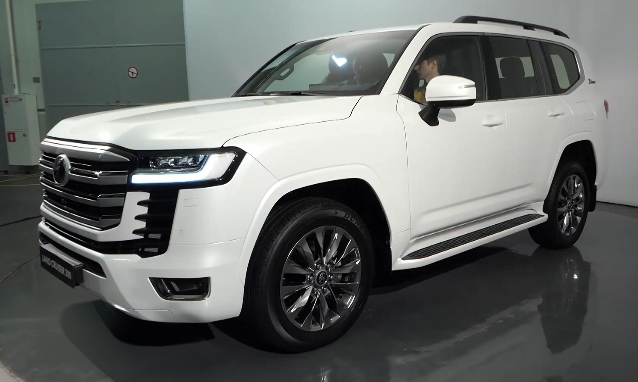 Toyota Land Cruiser 2021