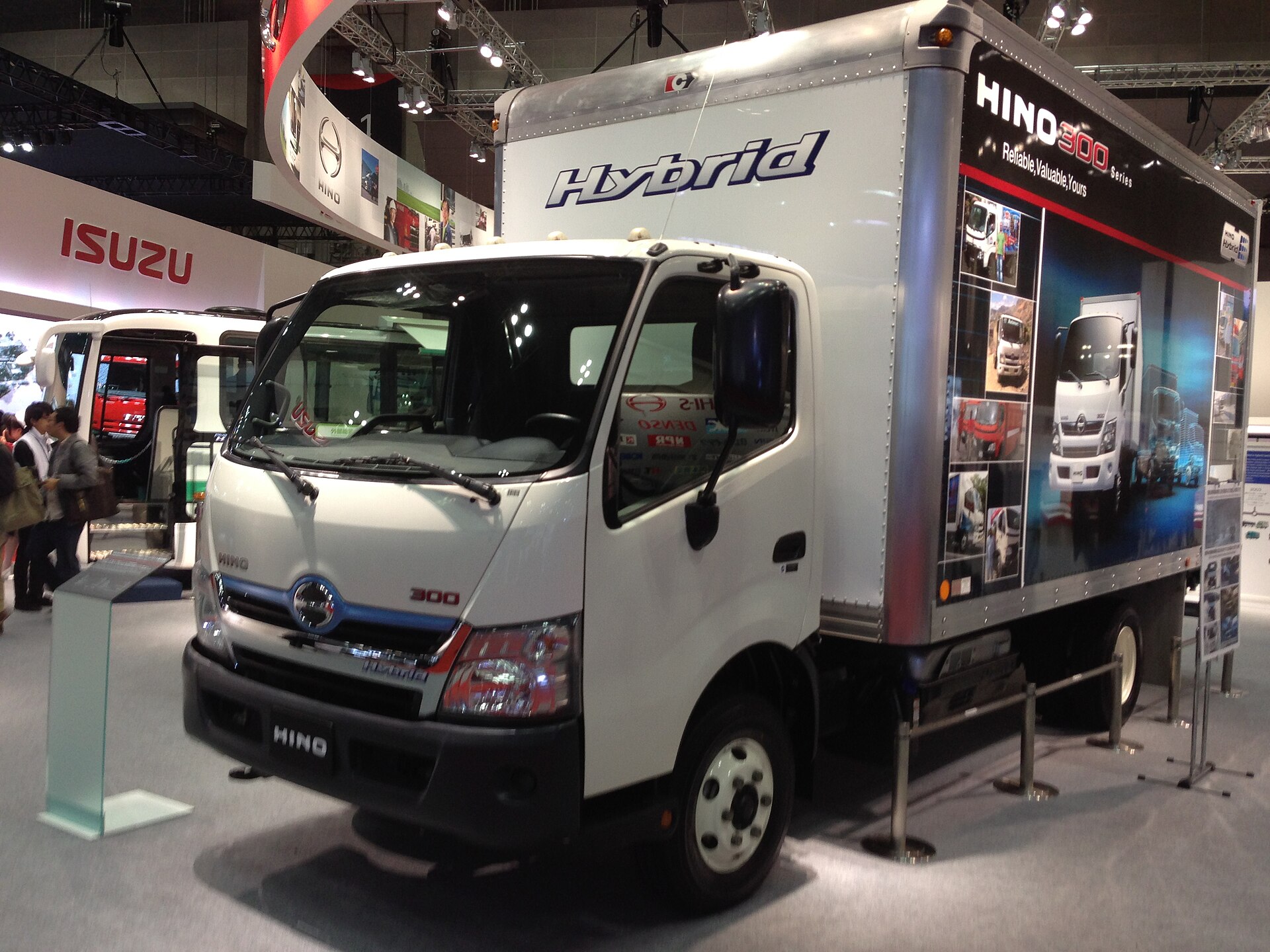Hino 300